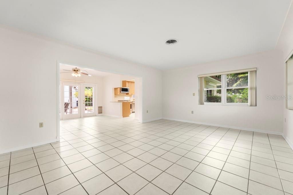 725 61st Street N, Saint Petersburg, FL 33710 Photo