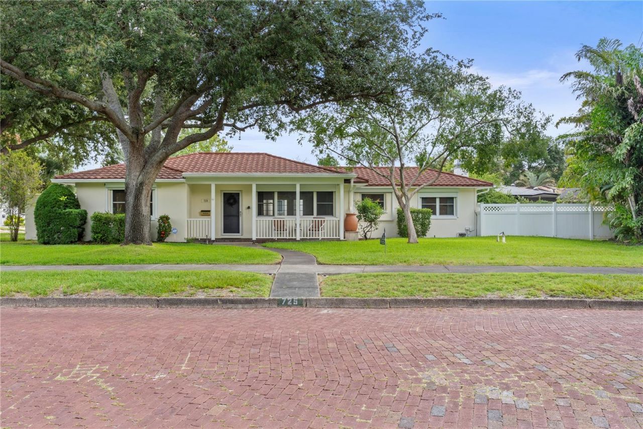 725 61st Street N, Saint Petersburg, FL 33710 Photo