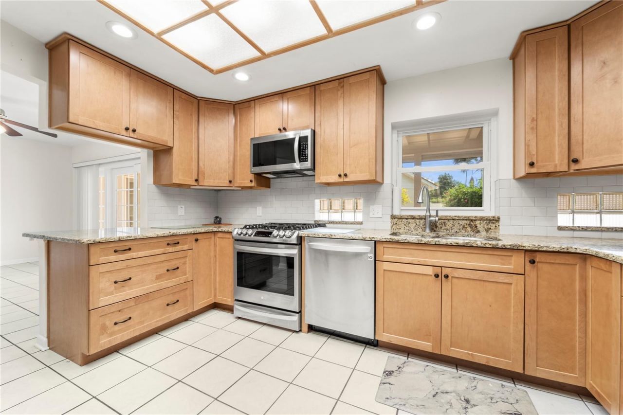 725 61st Street N, Saint Petersburg, FL 33710 Photo