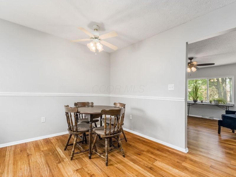 6415 Firethorn Avenue, Reynoldsburg, OH 43068 Photo 4