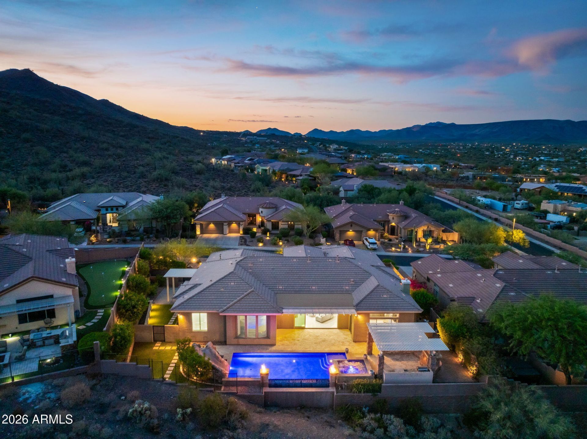 42139 N MOUNTAIN COVE Drive, Phoenix, AZ 85086