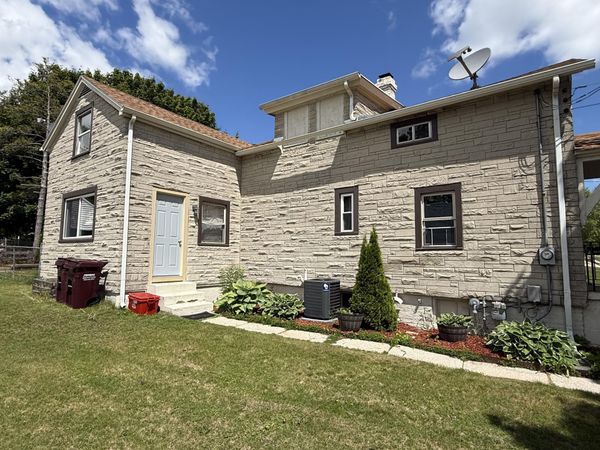 420 N 5th St, Manitowoc, WI 54220