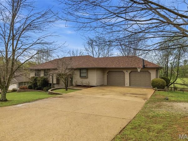 1013 M- Sassafras , Willow Springs, MO 65793