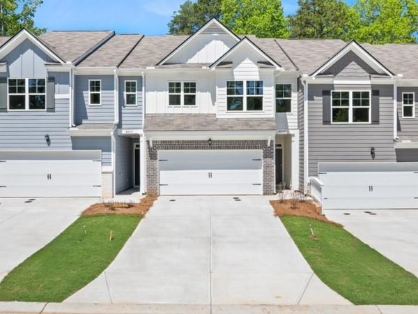 4211 Merlin Pass , Gainesville, GA 30506