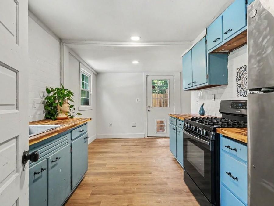 Property Image 16