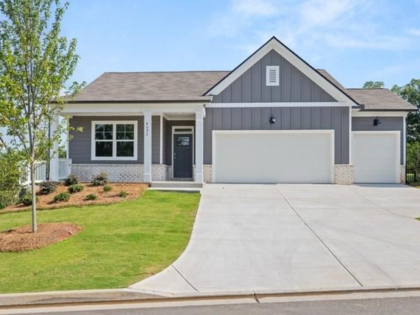 4092 Peregrine Way , Gainesville, GA 30506