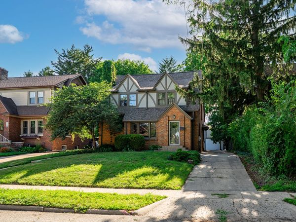 208 ROBERT Avenue , Rockford, IL 61107