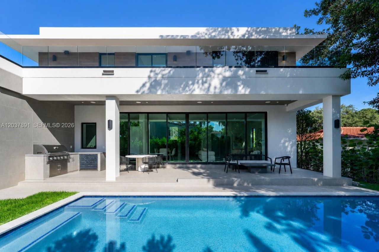 4430 Nautilus Dr, Miami Beach, FL 33140 Photo