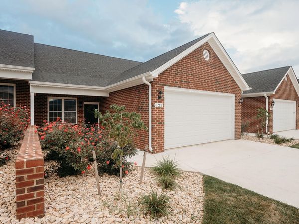 174 Villa Oak CIR , Bedford, VA 24523