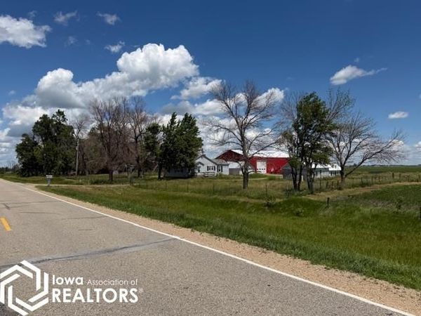 2770 James Avenue, Britt, IA 50423