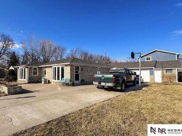 212 W Meigs Street, Valley, NE 68064