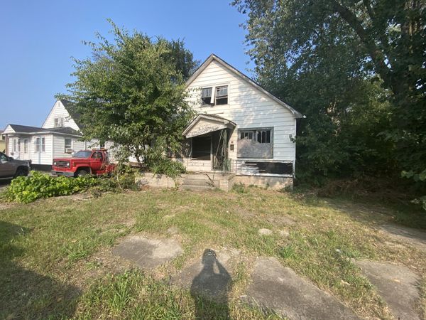 1549 Arthur Street , Gary, IN 46404
