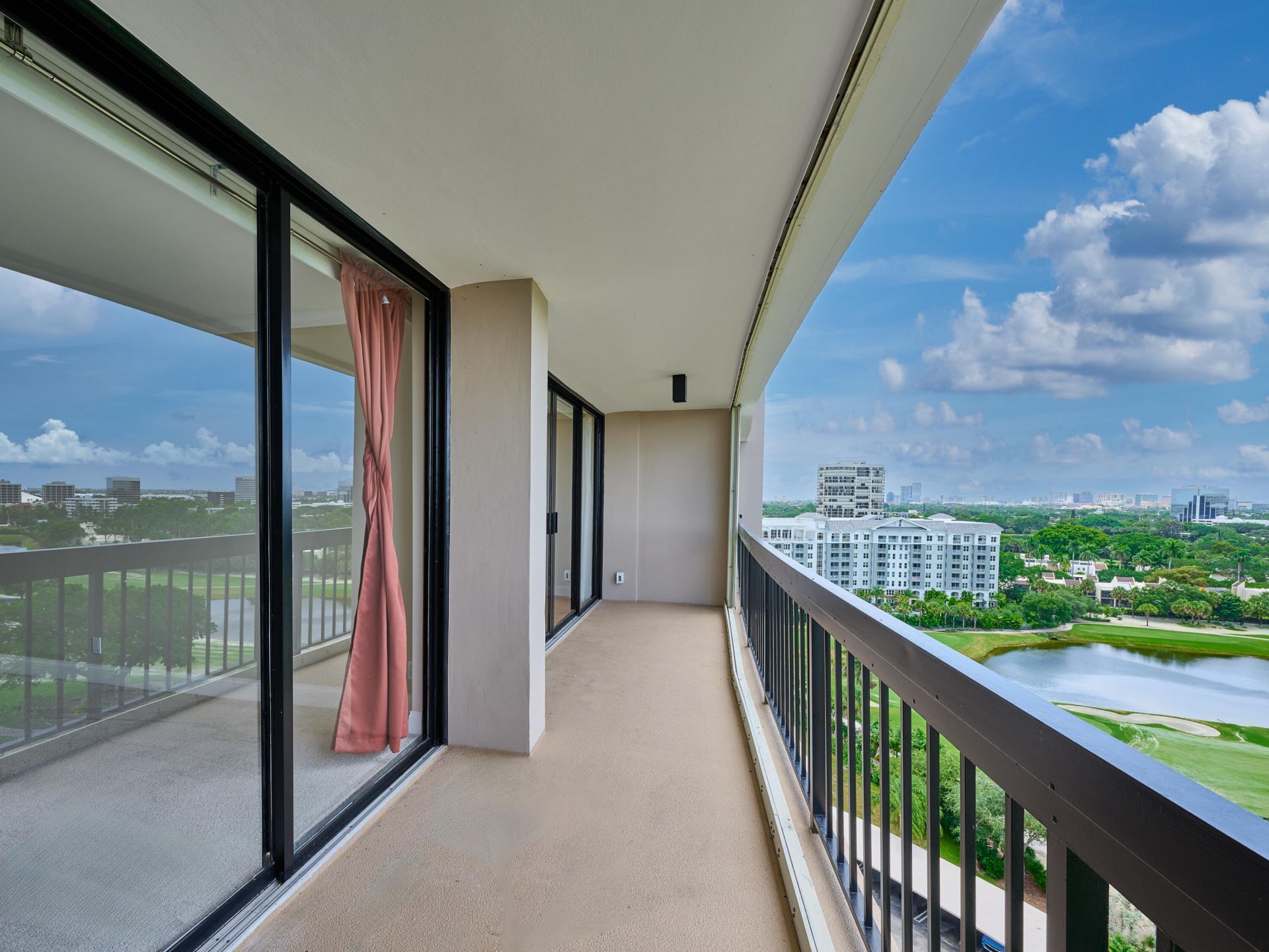 2425 Presidential Way, Unit 1405, West Palm Beach, FL 33401 Photo