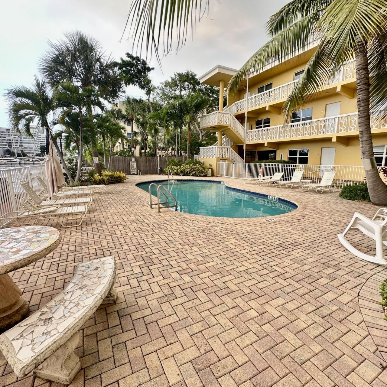 815 Middle River Drive, Unit 110, Fort Lauderdale, FL 33304 Photo
