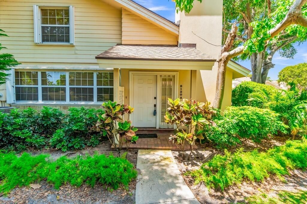 8120 Northboro Court, Unit 20a, Lake Clarke Shores, FL 33406 Photo