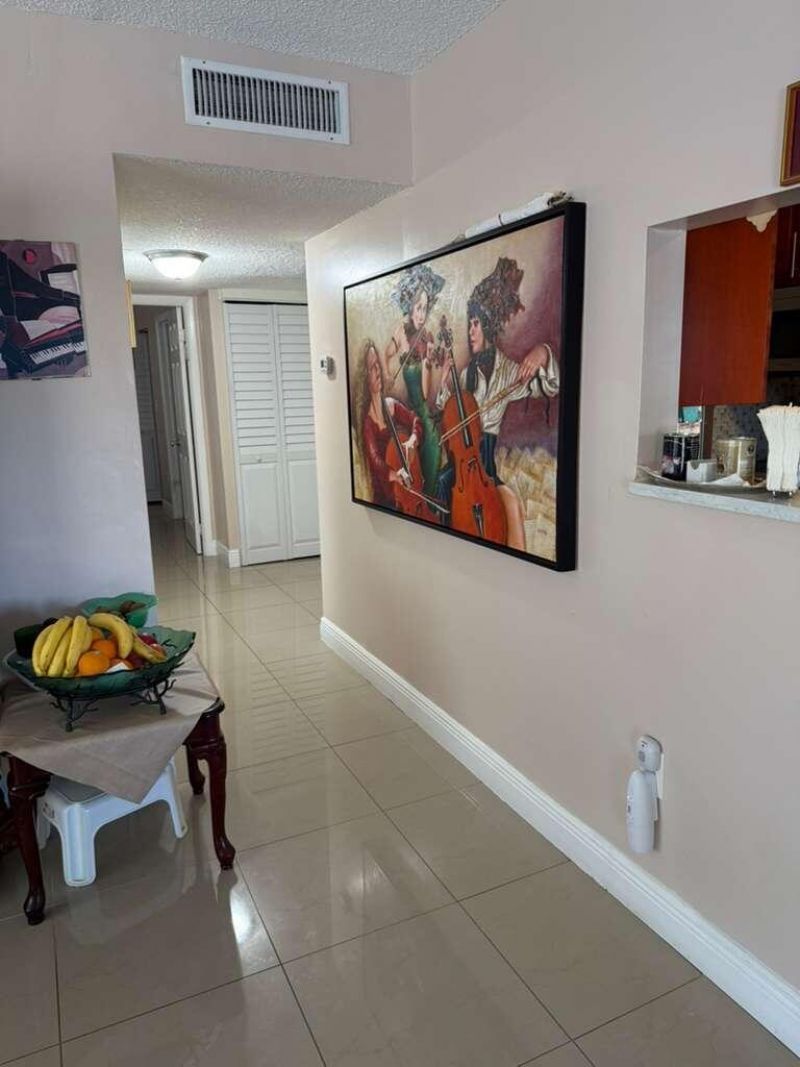 4164 Inverrary Drive, Unit 302, Lauderhill, FL 33319 Photo