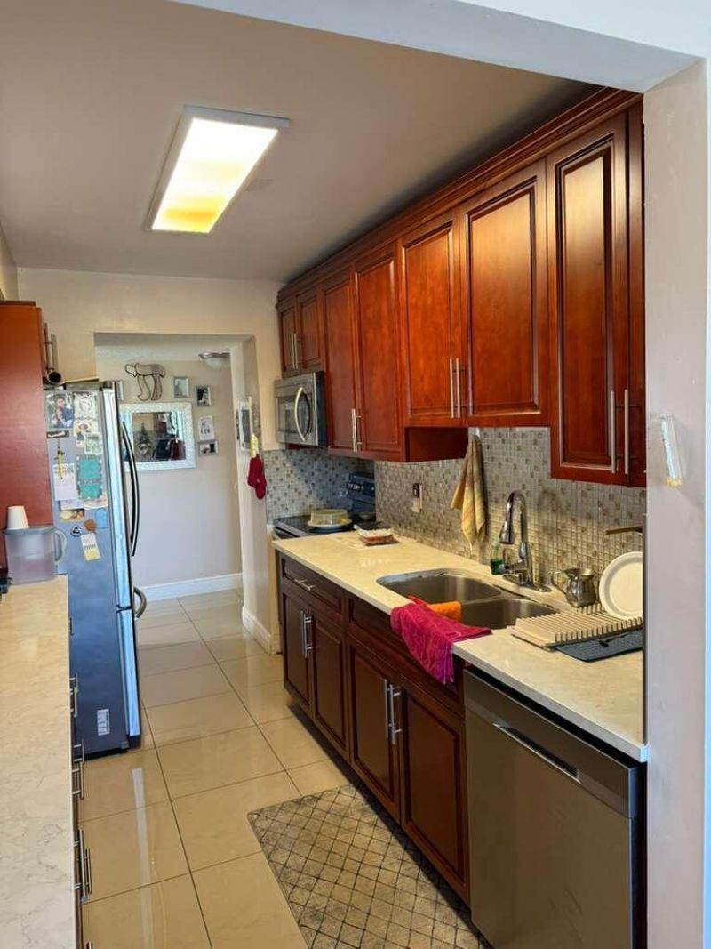 4164 Inverrary Drive, Unit 302, Lauderhill, FL 33319 Photo