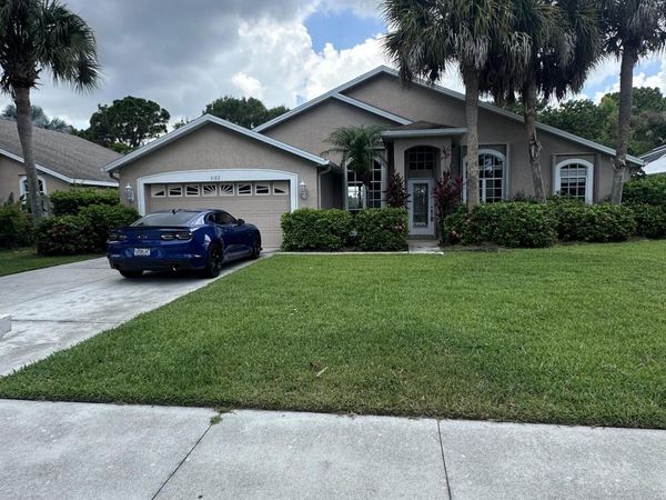3102 NW Windemere Drive, Jensen Beach, FL 34957