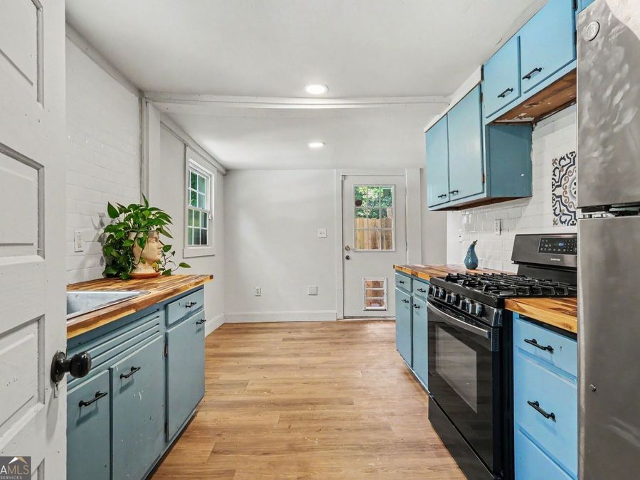 Property Image 16