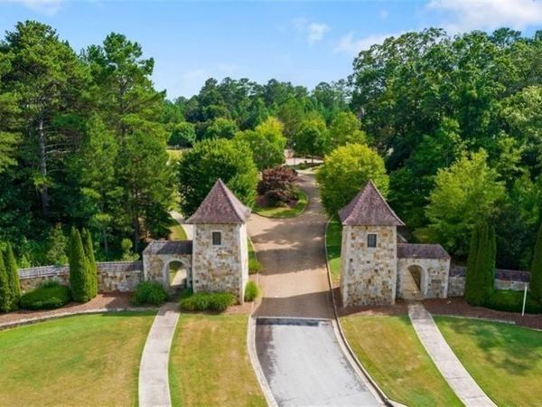 4212 Giverny Boulevard, South Fulton, GA 30213