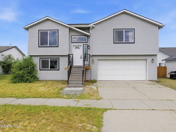 475 N Megan ST , Post Falls, ID 83854