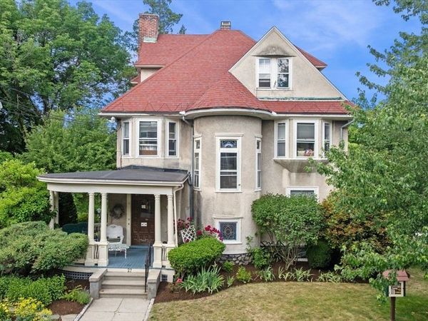27 Oliver Street, Watertown, MA 02472