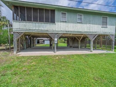 3001 Palmetto Boulevard, Edisto Island, SC 29438