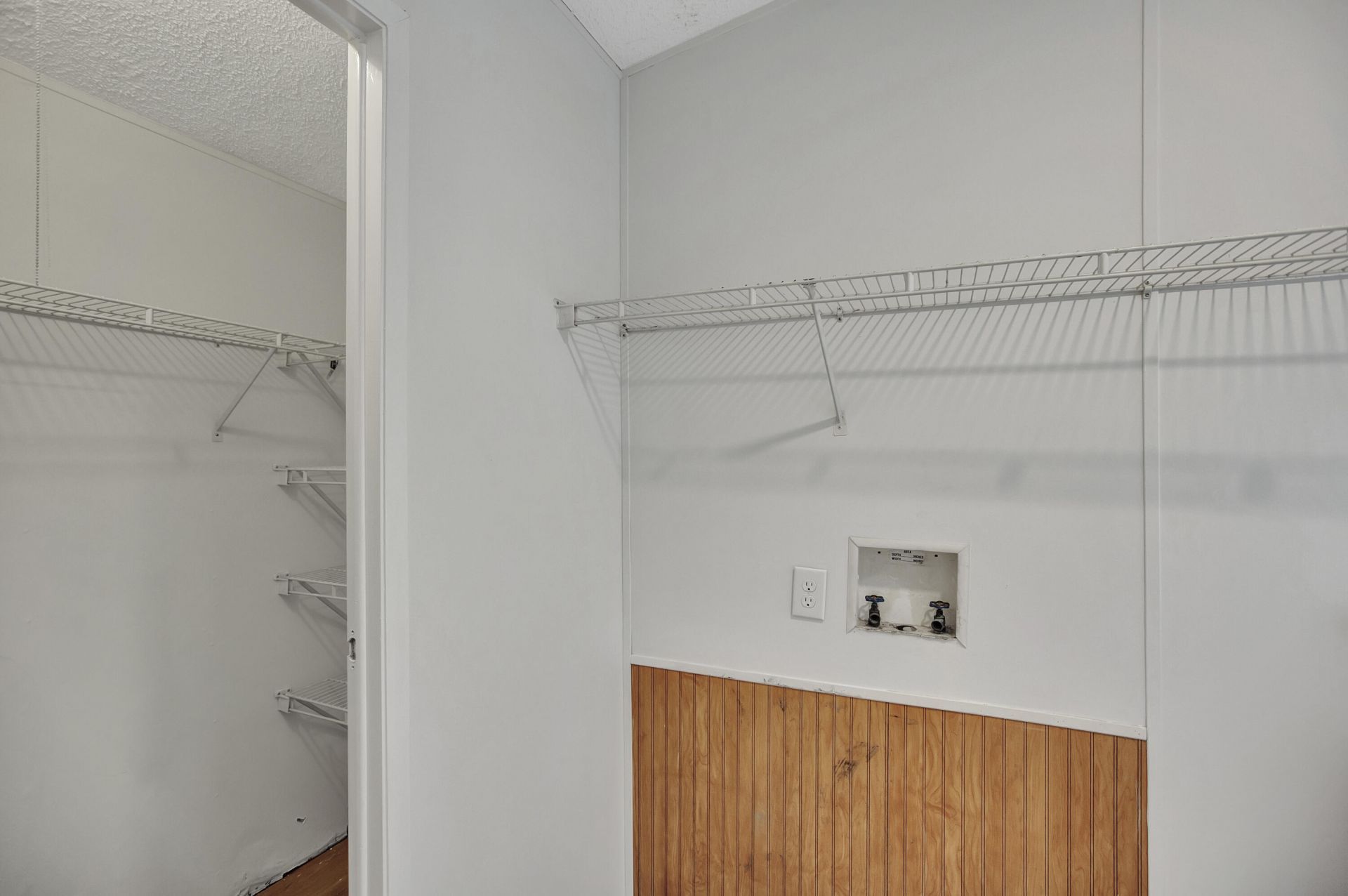 405 Vine Street Photo 20