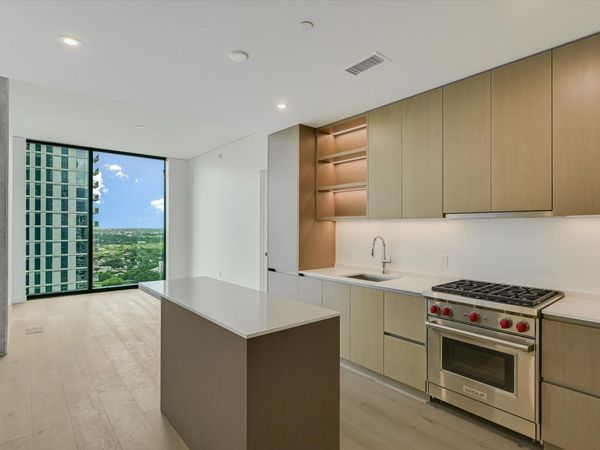 610 Davis ST, Unit 2904, Austin, TX 78701