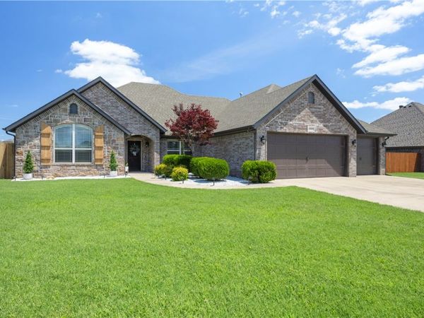 1905 Brooks Place , Rogers, AR 72758