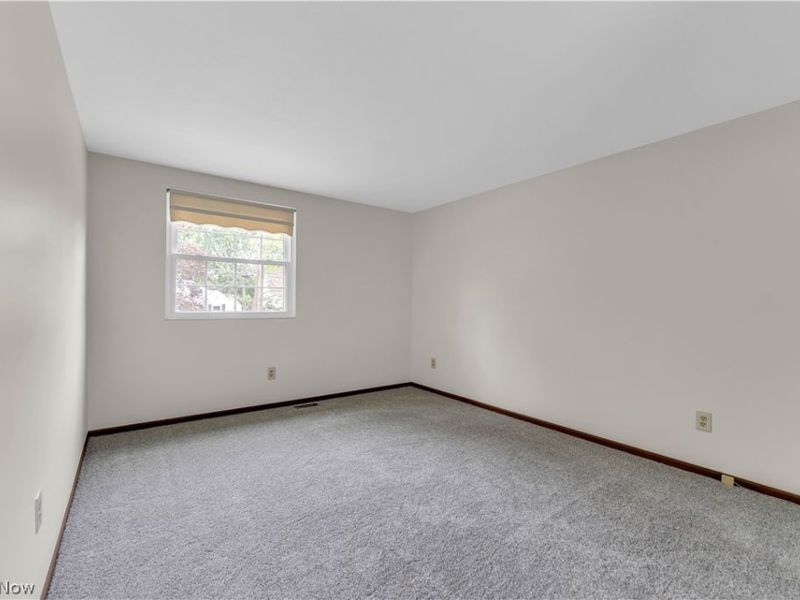 47 Southwick Drive, Bedford, OH 44146 Photo 19