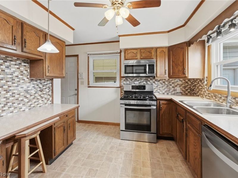 741 Cherry Street, Malvern, OH 44644 Photo 11