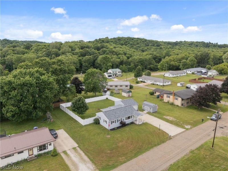 741 Cherry Street, Malvern, OH 44644 Photo 3