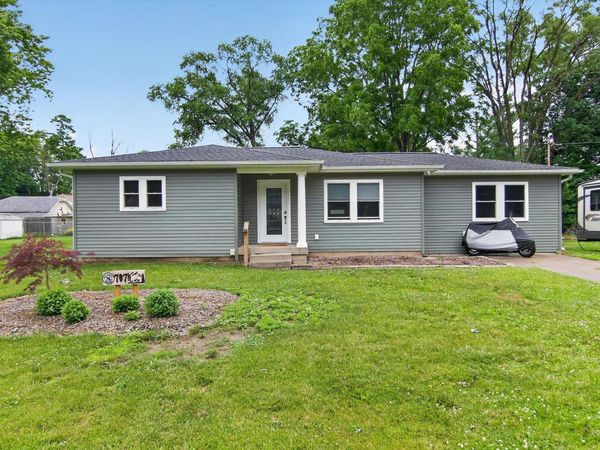 707 Lowell Avenue, Jackson, MI 49202