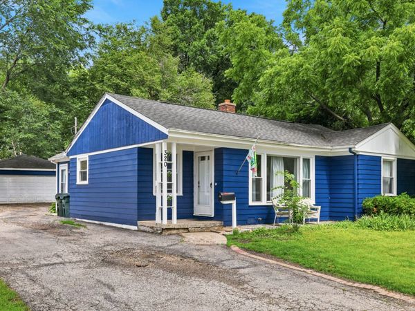320 N Schubert Street, Palatine, IL 60067