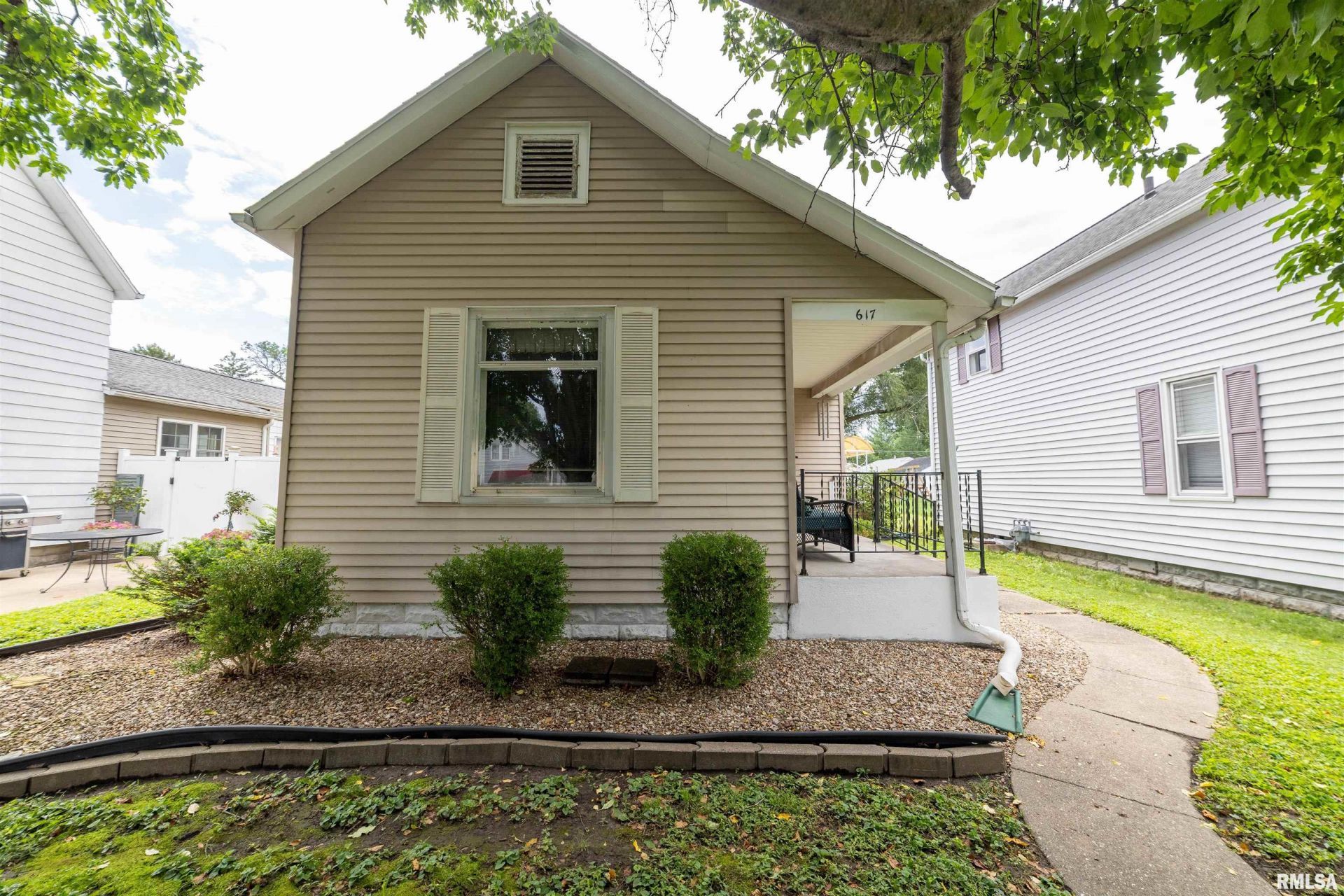 617 S 22nd Street, Quincy, IL 62301 Main Photo