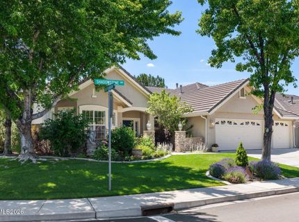 9697 Shadowstone Way, Reno, NV 89521 Photo