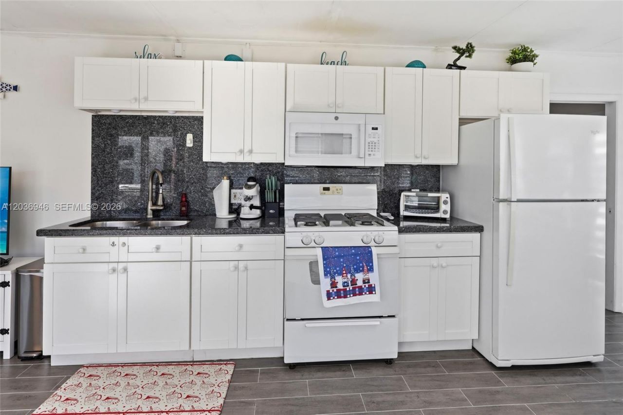 65821 Overseas Highway Unit 110 , Unit 110, Long Key, FL 33001 Photo