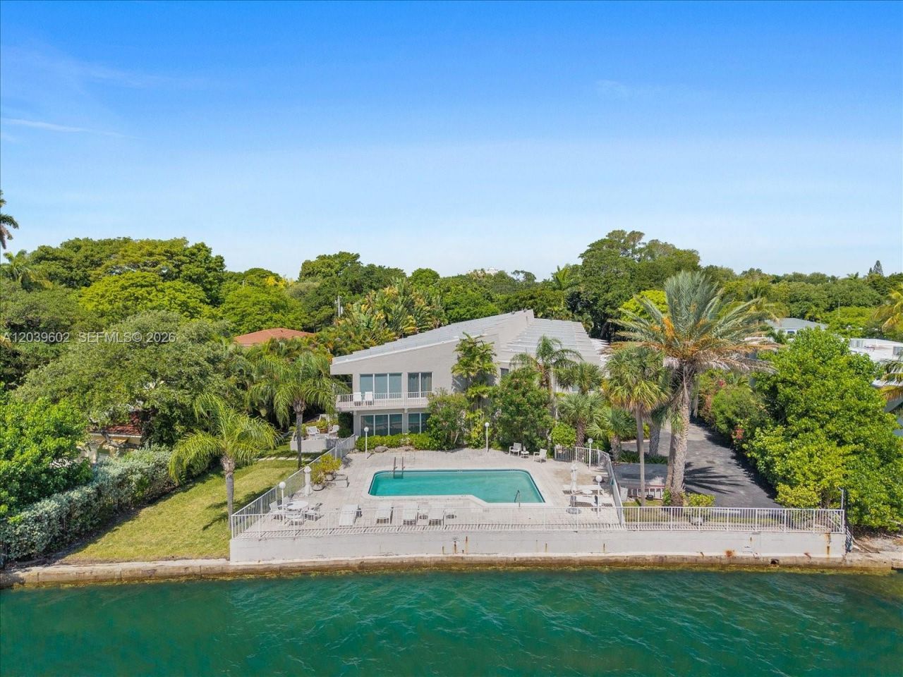 6011 N Bayshore Dr , Unit 8-D, Miami, FL 33137 Photo