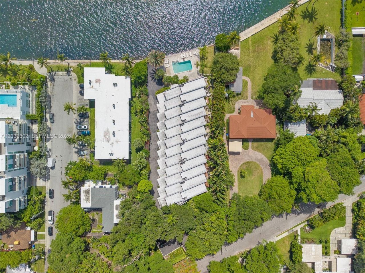 6011 N Bayshore Dr , Unit 8-D, Miami, FL 33137 Photo