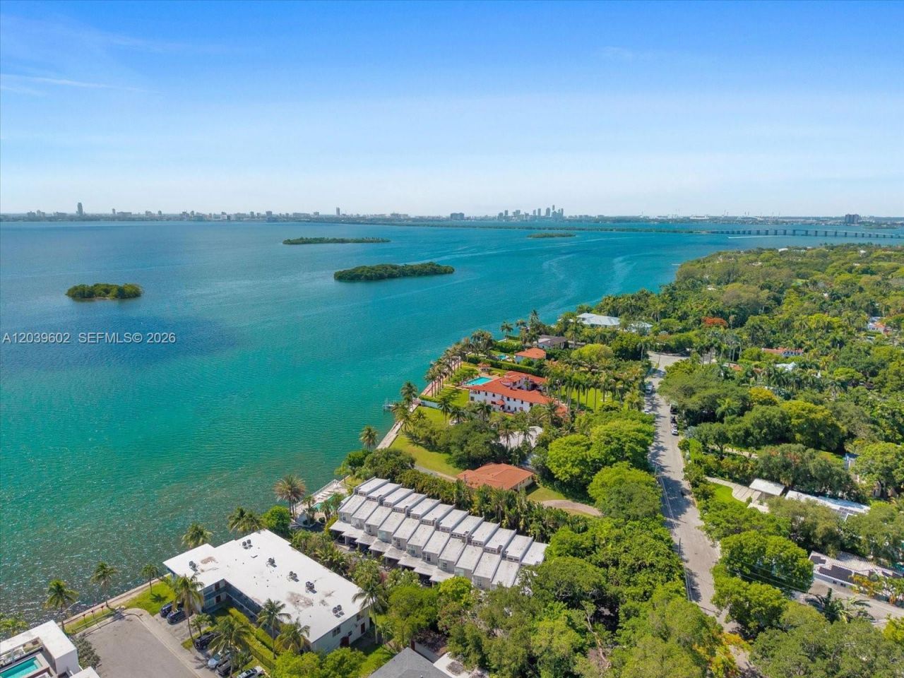 6011 N Bayshore Dr , Unit 8-D, Miami, FL 33137 Photo