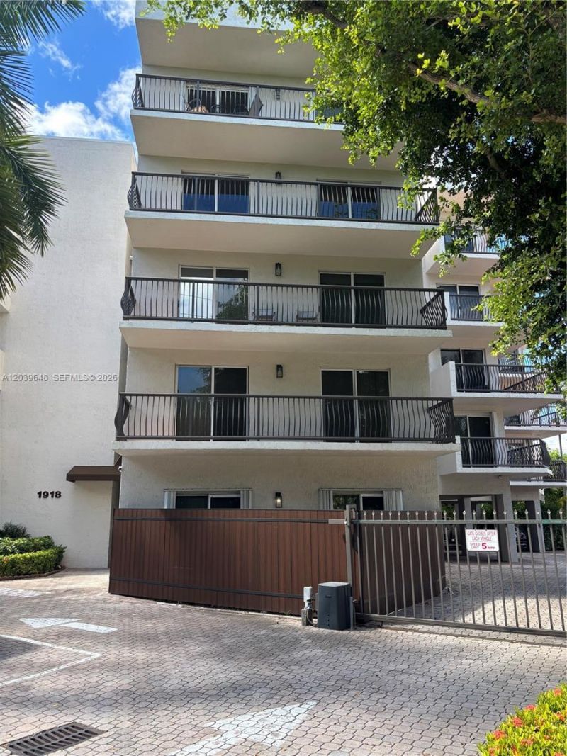 1918 Brickell Ave, Unit 101, Miami, FL 33129 Photo