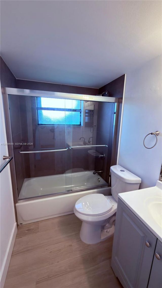2735 W 66th St, Unit 21-23, Hialeah, FL 33016 Photo