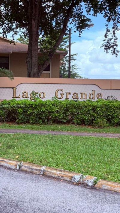 2735 W 66th St, Unit 21-23, Hialeah, FL 33016 Photo