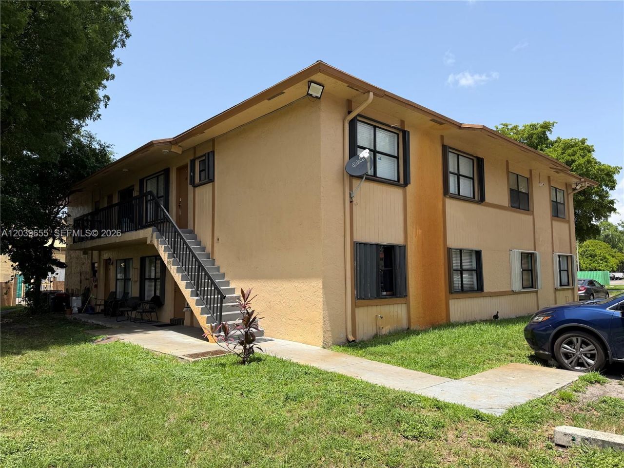 2735 W 66th St, Unit 21-23, Hialeah, FL 33016 Photo