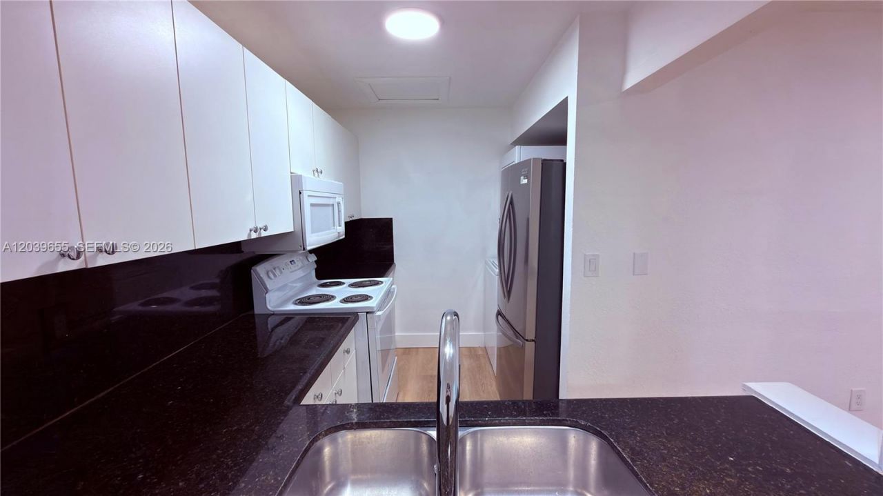2735 W 66th St, Unit 21-23, Hialeah, FL 33016 Photo