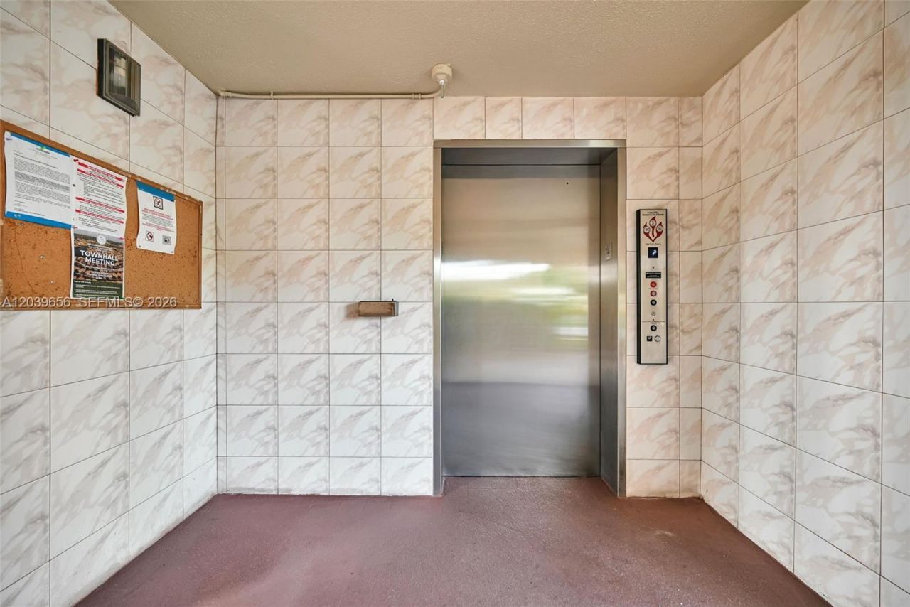 12750 SW 15th St , Unit 204D, Pembroke Pines, FL 33027 Photo