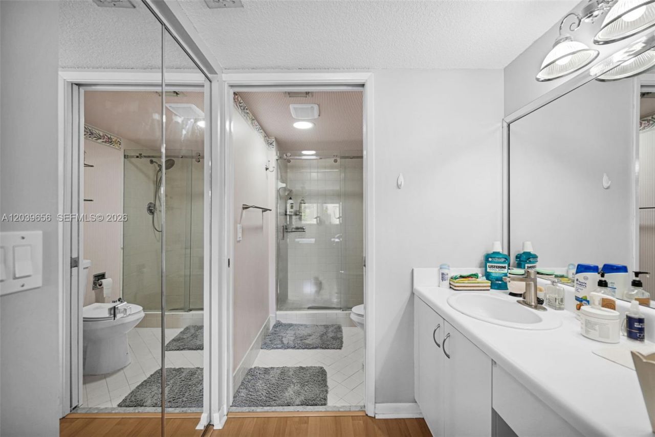 12750 SW 15th St , Unit 204D, Pembroke Pines, FL 33027 Photo