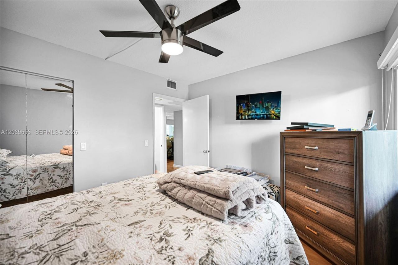 12750 SW 15th St , Unit 204D, Pembroke Pines, FL 33027 Photo