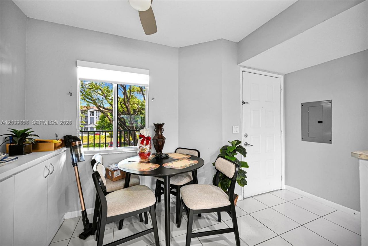 12750 SW 15th St , Unit 204D, Pembroke Pines, FL 33027 Photo